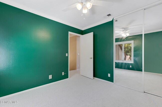 Building Photo - 408 Via Colinas