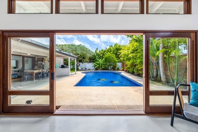 Building Photo - Elegant Home w/ Private Beach Access, Pool...