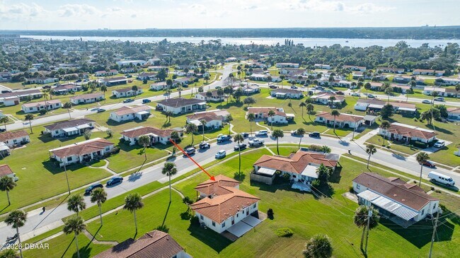 Building Photo - 11 Oriole Cir