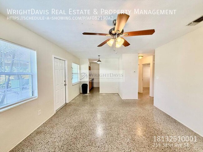 Building Photo - 255 38th Ave SE