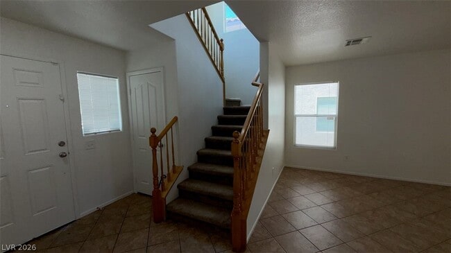Building Photo - 718 Thornford St