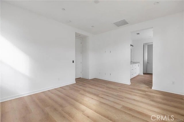 Building Photo - 43 Miren Pl