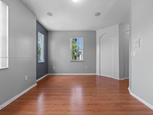 Building Photo - 5001 SW 140th Terrace