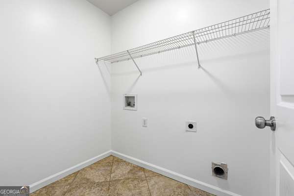 Building Photo - 4545 Parkview Walk Dr