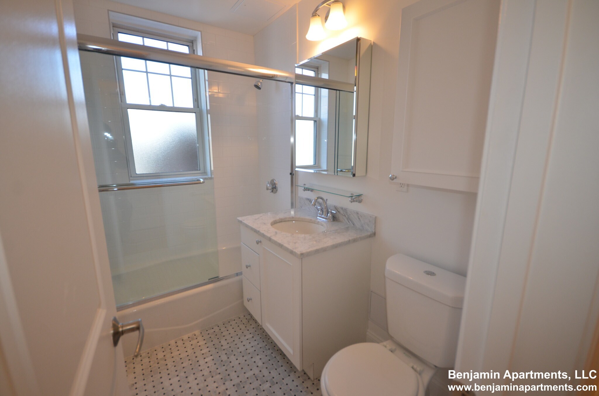 Building Photo - 41 Auburn St