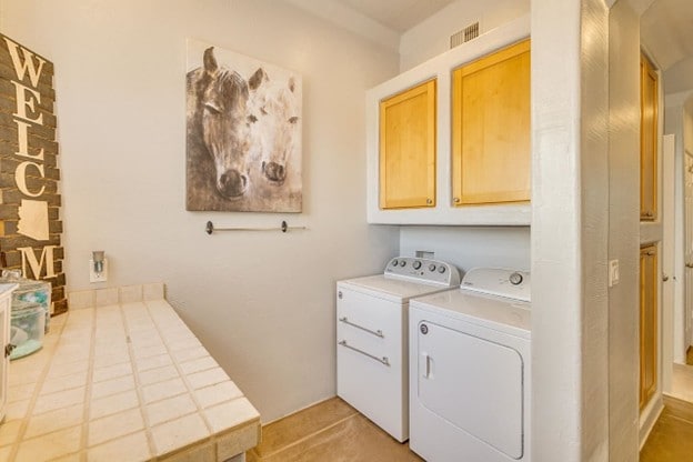 Building Photo - 1712 E Desert Ranch Rd