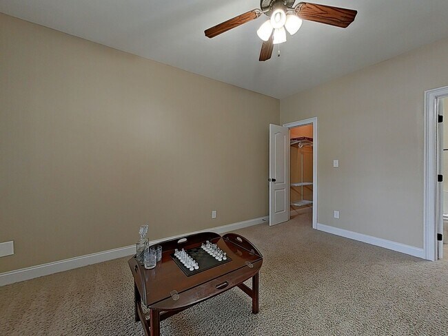 Building Photo - 4 bedroom 3 bath home- Pet Friendly- Grovetown GA
