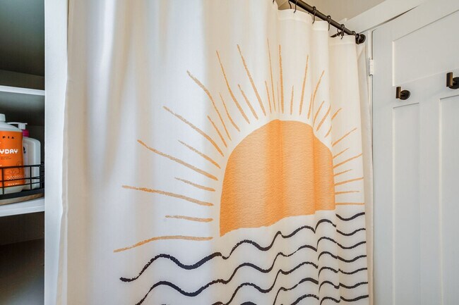 Building Photo - 1706 Warren Ave N