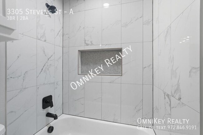 Building Photo - 3305 Stevens St