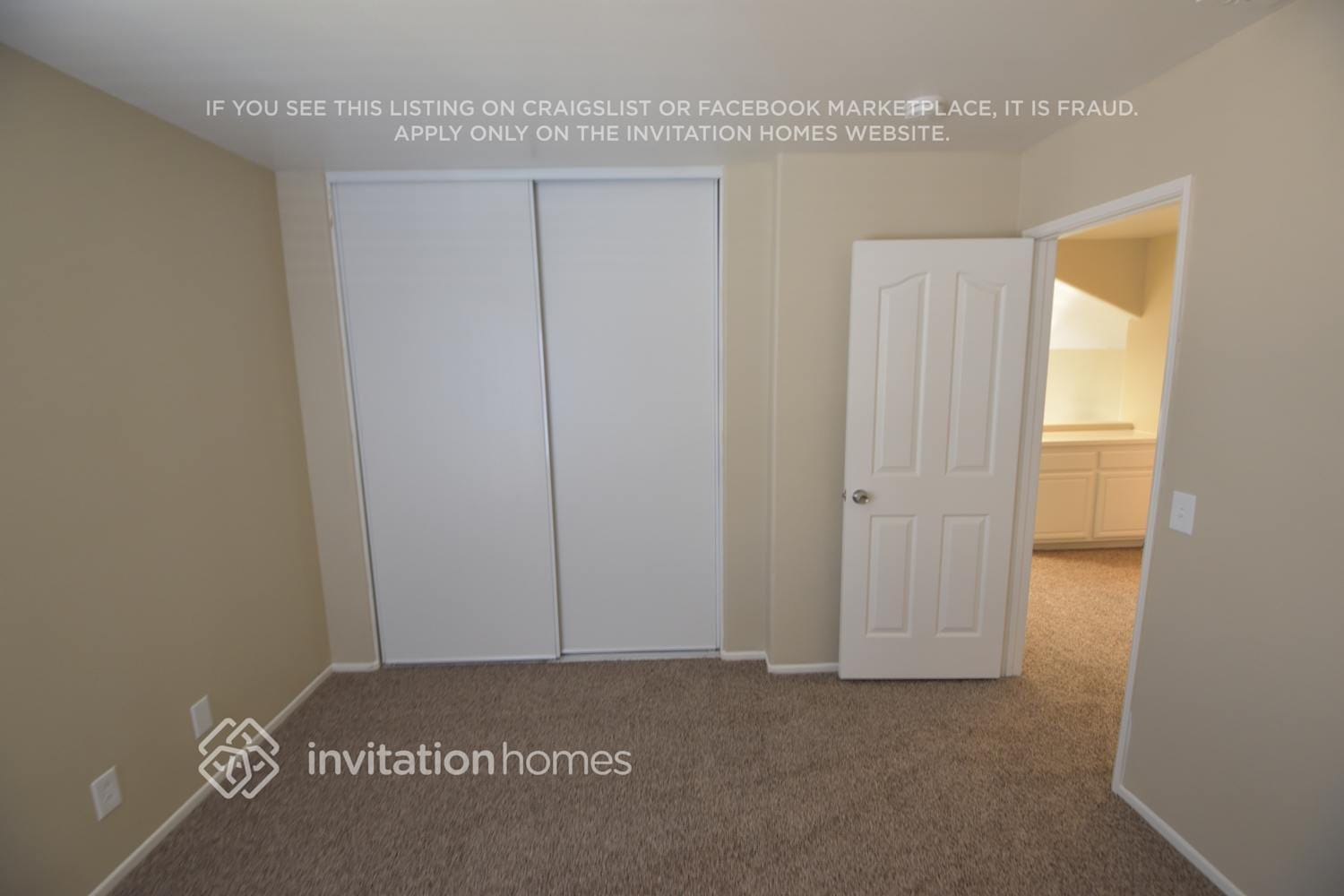 Building Photo - 24340 Saddlebag Ct