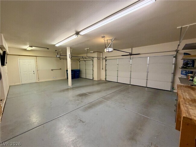Building Photo - 1135 Calico Ridge Dr