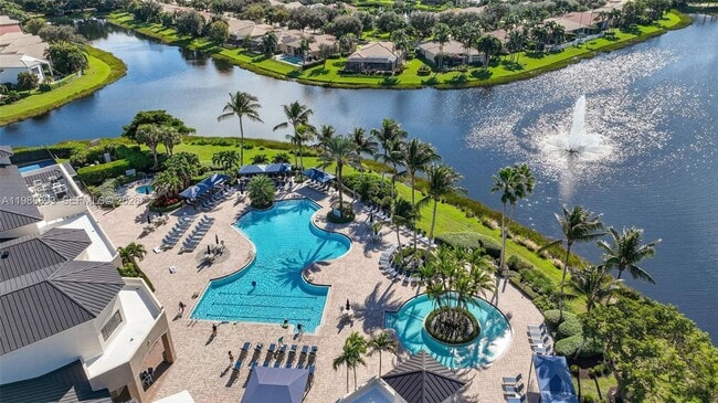 Building Photo - 6833 Watertown Dr