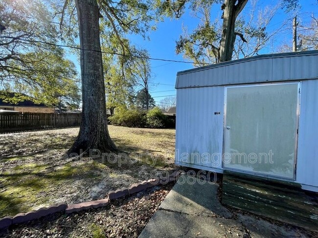 Building Photo - 11350 Blanton Ave