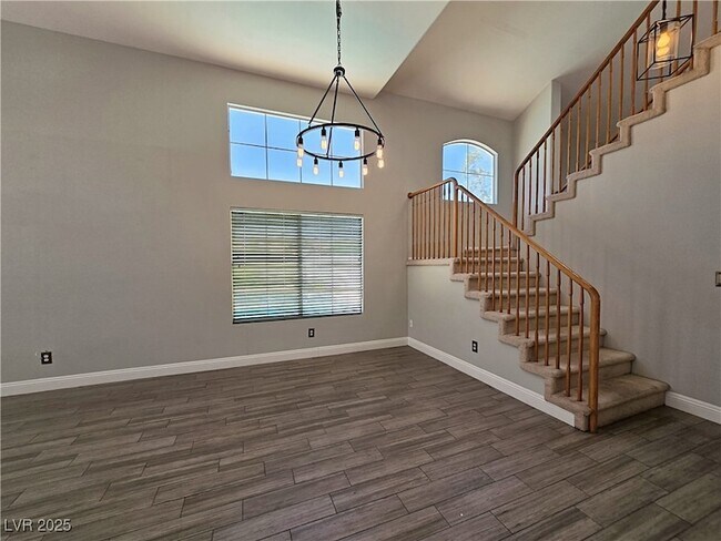 Building Photo - 53 Desert Dawn Ln