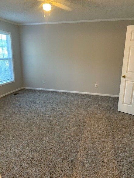 Building Photo - 1025 Spring Forest Rd