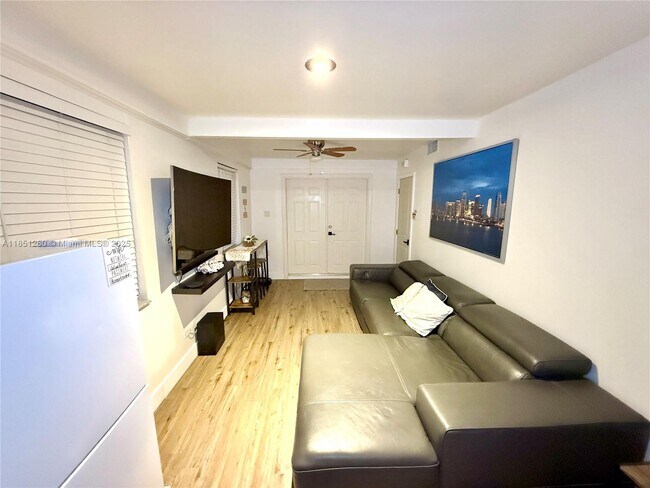Building Photo - 3620 SW 105th Ct