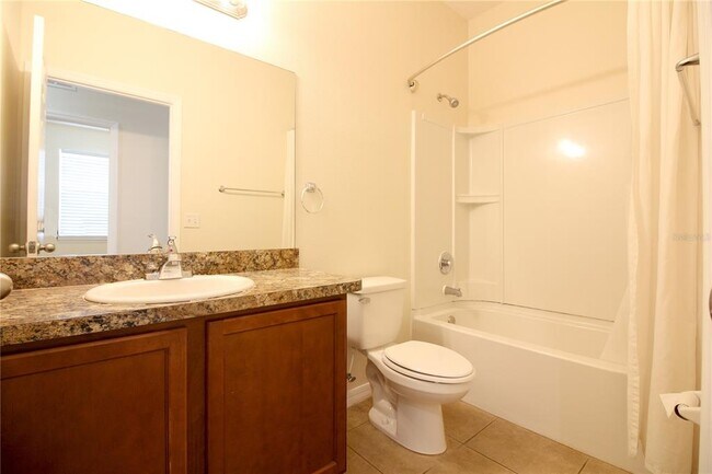 Building Photo - 811 Krenson Woods Ln