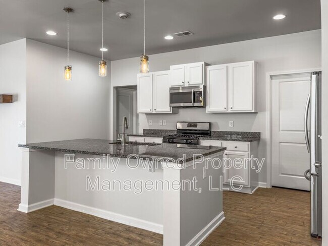 Building Photo - 205 Cypress Marsh Rd