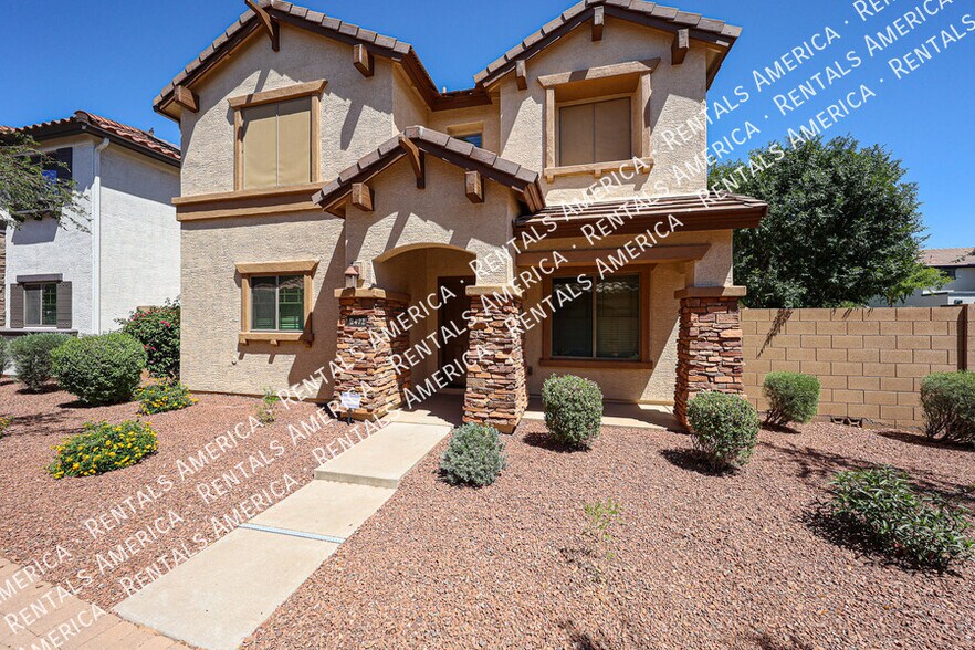 Building Photo - 2472 E Boston St