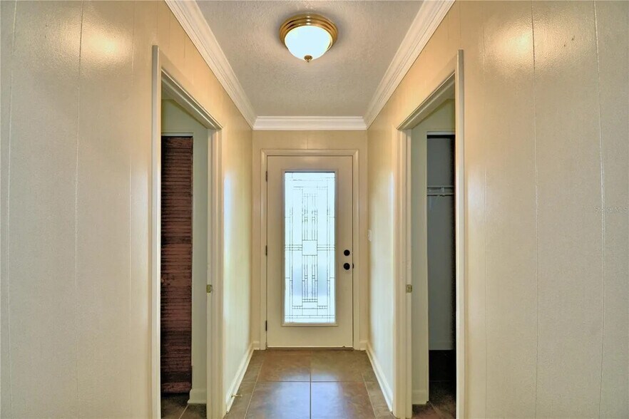 Building Photo - 3960 Avenue U NW