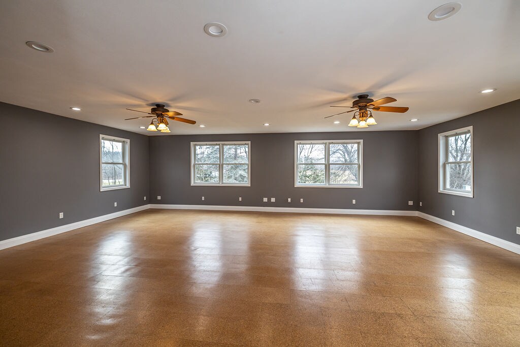 Building Photo - 4559 Makyes Rd