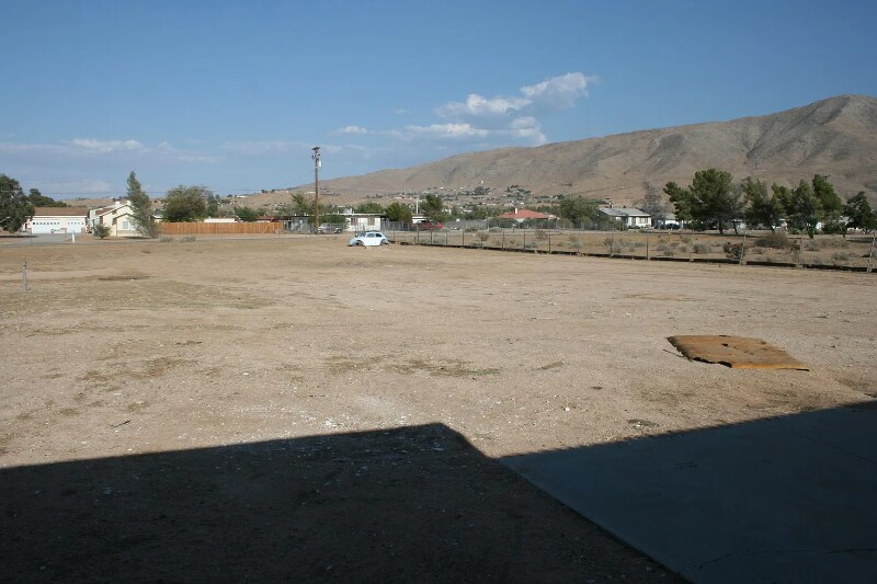 Building Photo - 21049 Ocotillo Way