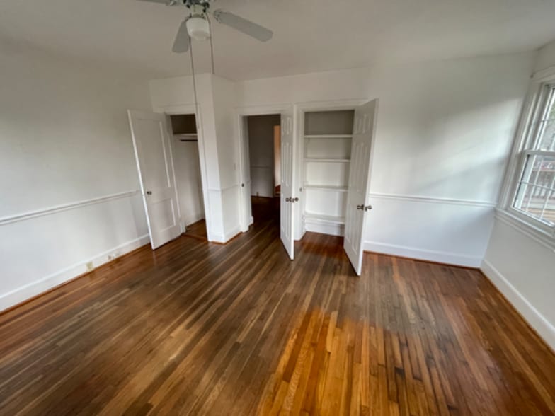 Building Photo - 203 S Withlacoochee Ave