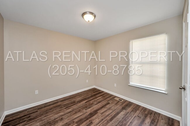 Building Photo - Beautiful 3 Bedroom, 2 Bath Duplex in Childersburg