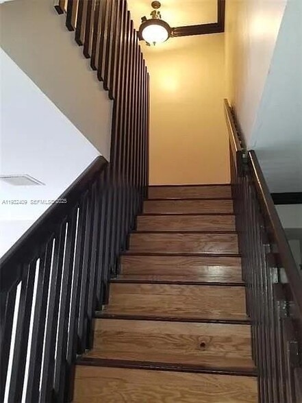 Building Photo - 8239 NW 8th Ct