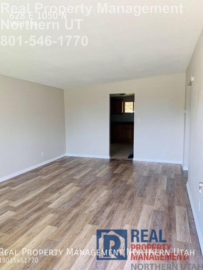 Building Photo - 628 E 1050 N St