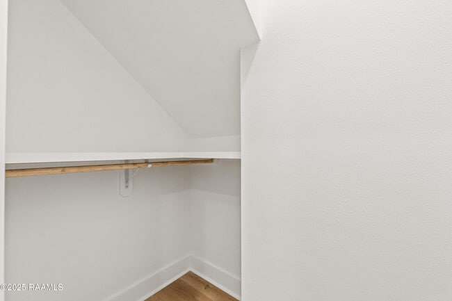 Building Photo - 202 Steiner Oaks