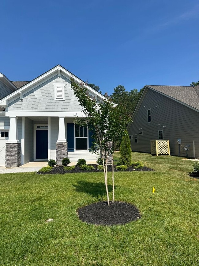 Building Photo - $3,200 / 2 br / 2 ba / 1,650 sqft