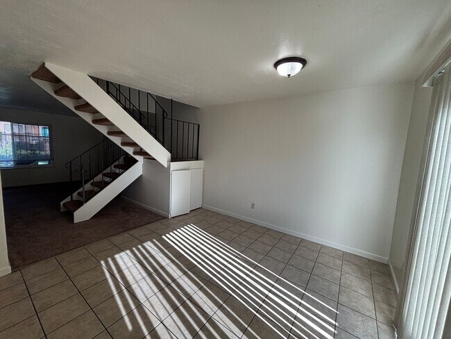 Building Photo - 4196 Savannah Ln