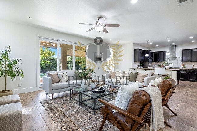 Building Photo - 1632 N Broadbent Ln