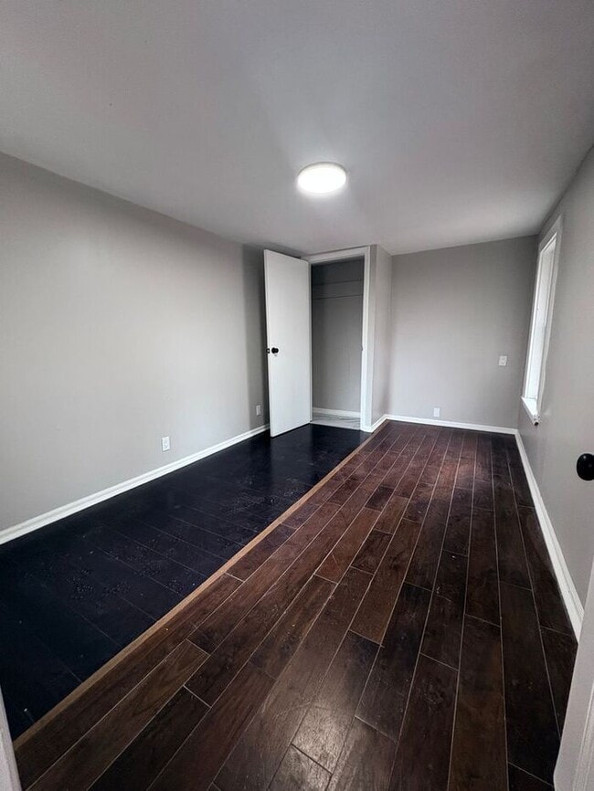 Building Photo - Charming 4 beds 3 baths in Reynoldsbug!