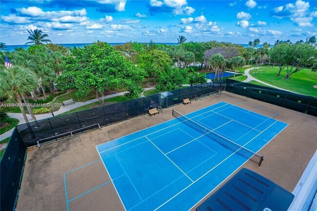 Building Photo - 1201 S Ocean Dr