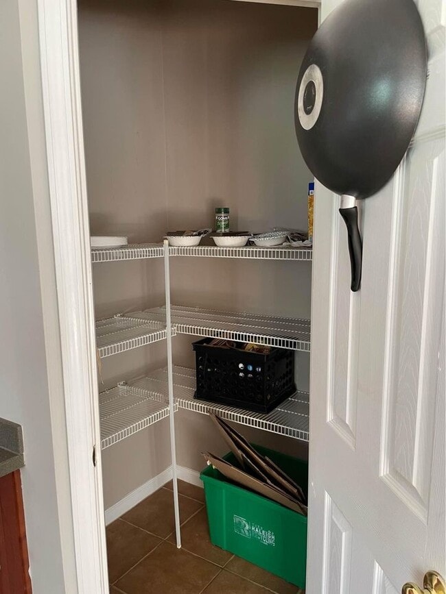 Pantry - 3370 Bridgeville Rd