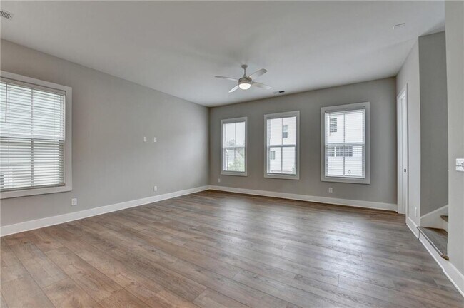 Building Photo - 106 Pinecone Pkwy