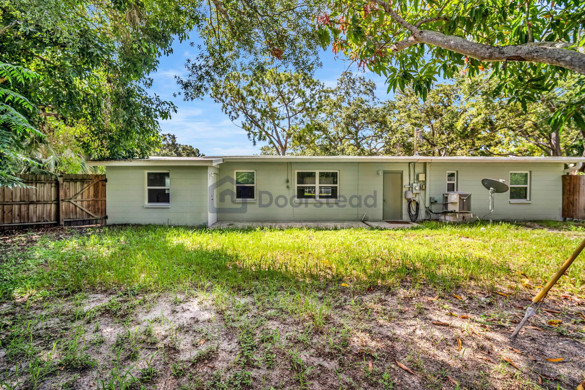 Building Photo - 4291 Porpoise Dr SE