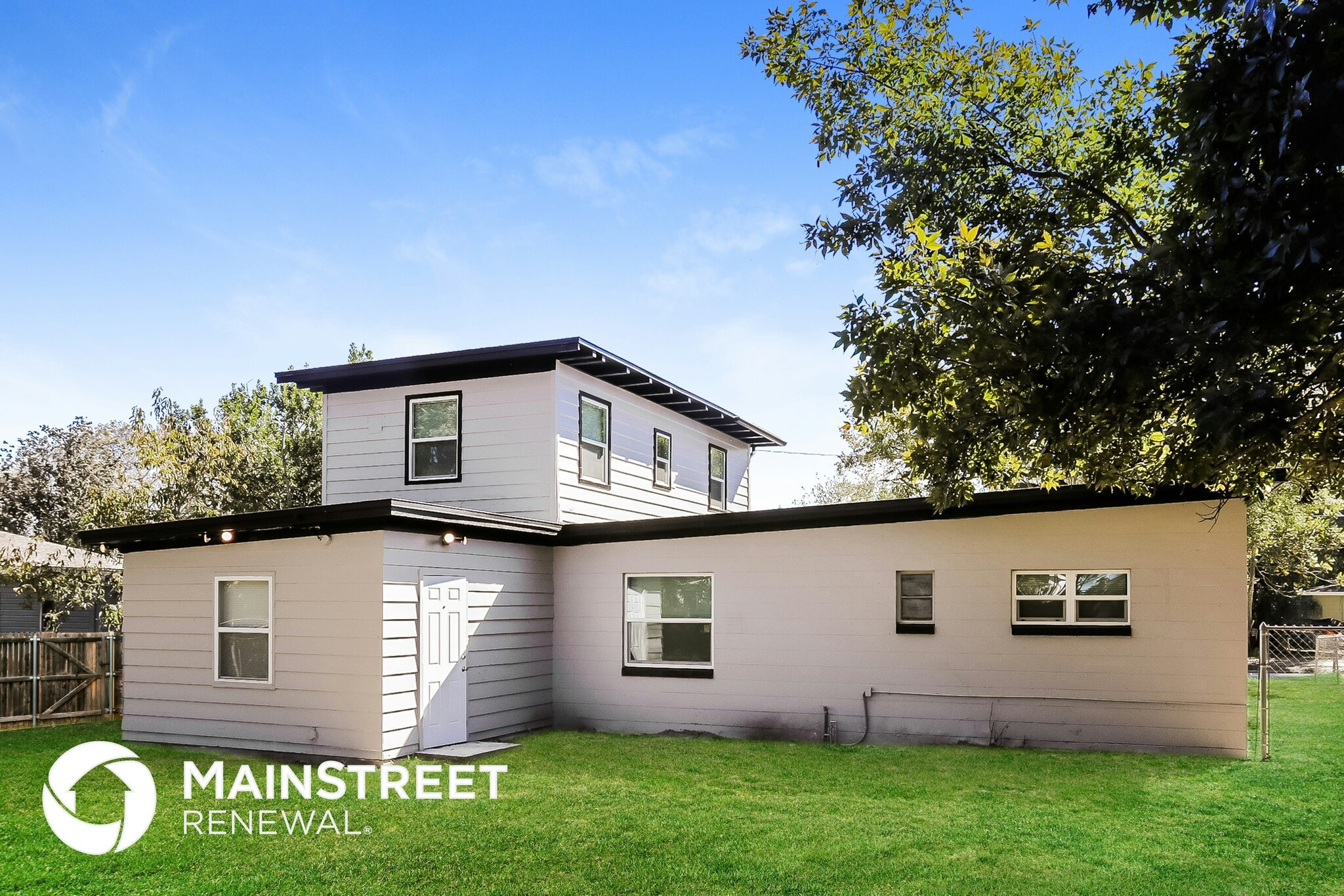 Building Photo - 5203 Montague Pl