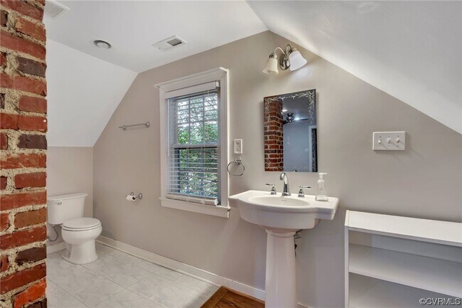Building Photo - 4703 Park Ave