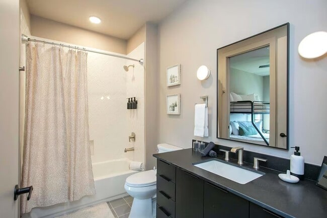 Building Photo - 1090 Haysboro Ave