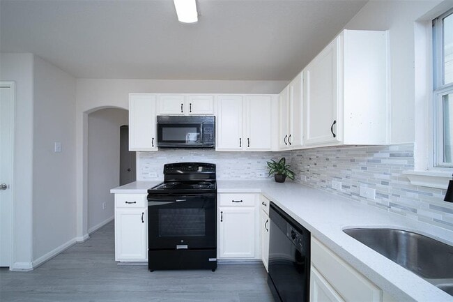 Building Photo - 12934 Kingston Point Ln