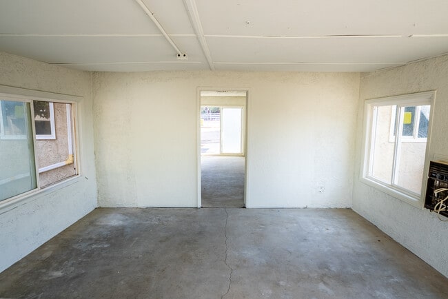 Building Photo - 20724 Palomar St