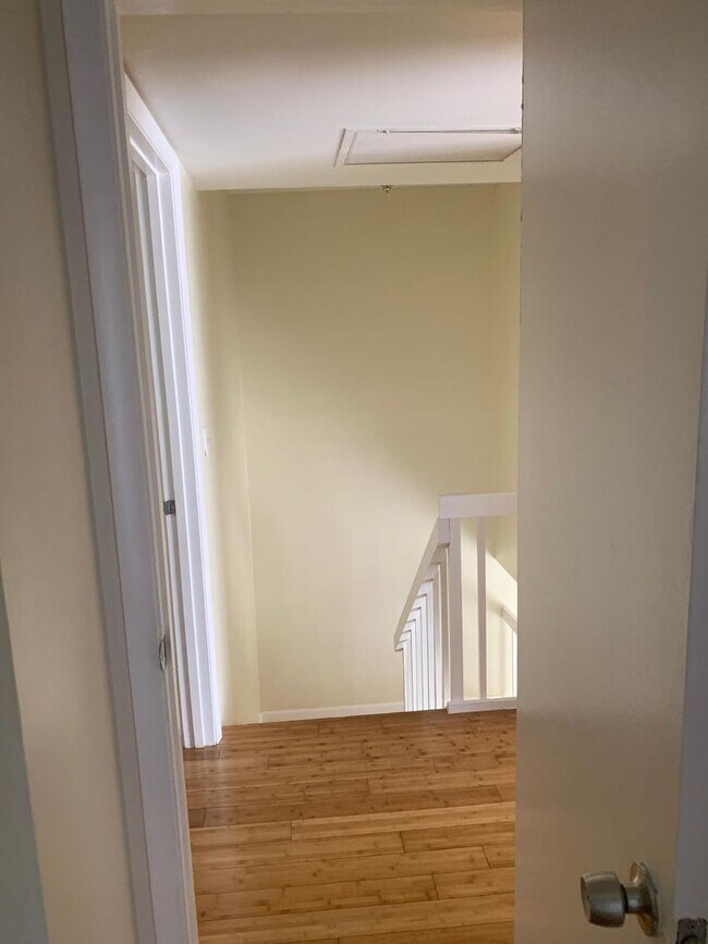 Building Photo - 1620 Forest Lakes Cir