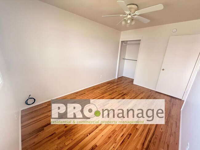 Building Photo - Single family home with yard