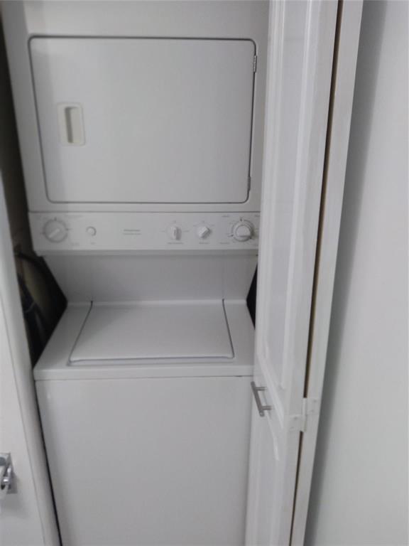 Building Photo - 3900 Galt Ocean Dr