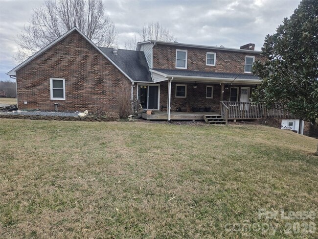 Building Photo - 1568 Triplett Rd