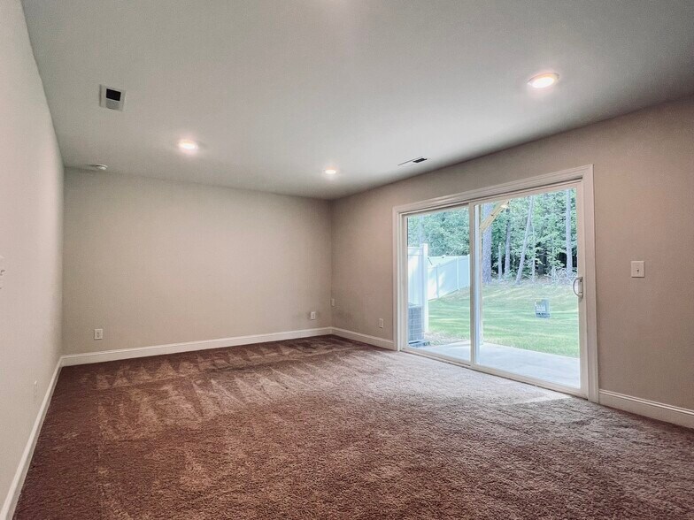 Building Photo - 5220 Stream Stone Way