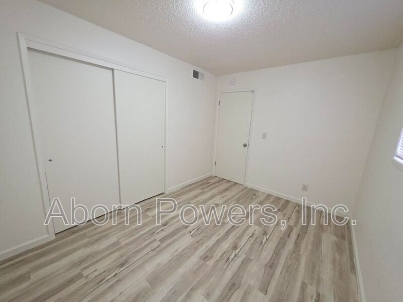 Building Photo - 1255-1275 Williams Way